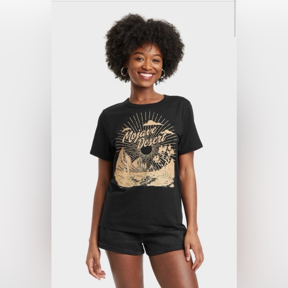 Women's Mojave Desert Short Sleeve Graphic T-Shirt